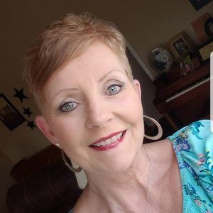 Meet your Posher, Shauna